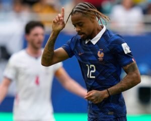 Liverpool prêt à faire une offre initiale pour Bradley Barcola du PSG