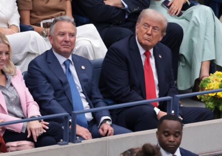 Rolex critiqué pour avoir invité Trump à l&rsquo;US Open en raison des problèmes de tarifs