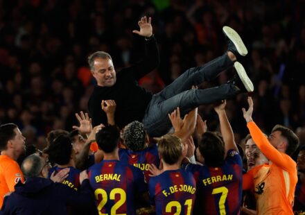 Le FC Barcelone remporte le titre de La Liga avec une victoire 2-0 sur le Real Madrid
