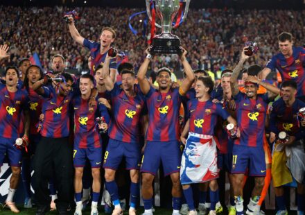Le FC Barcelone remporte le titre grâce à un but décisif de Rashford lors du Clásico contre le Real Madrid