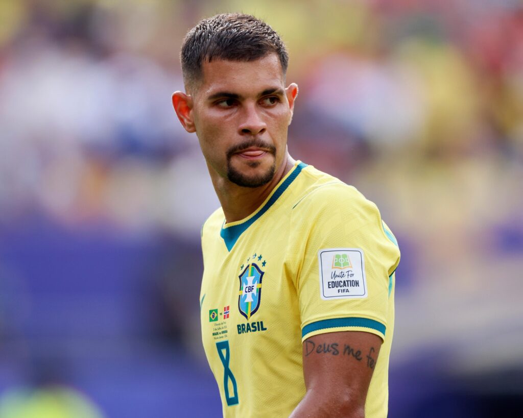 Bruno Guimarães absent du vol de Newcastle pour le camp de pré-saison