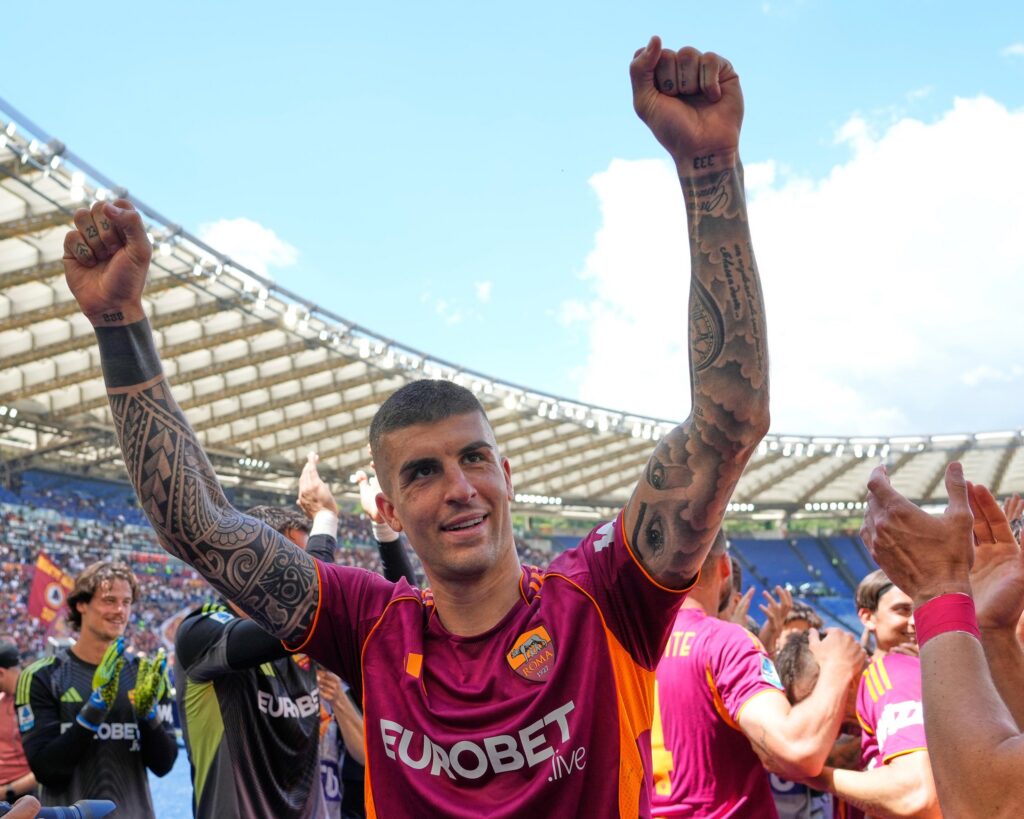 La Roma s&rsquo;impose face à la Lazio et se rapproche du retour en Ligue des Champions