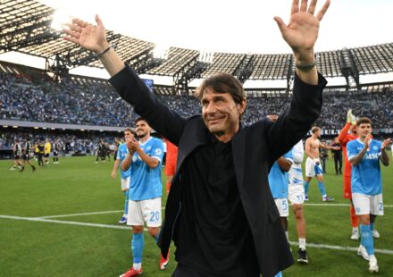 Antonio Conte démissionne de Naples après une saison réussie ; Como fait l&rsquo;histoire en Ligue des champions