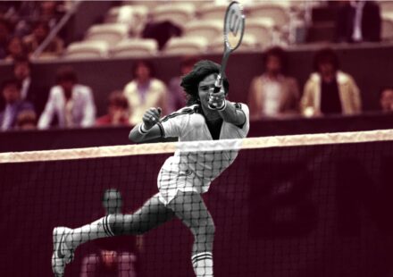 Jimmy Connors Atteint le Rang de Numéro 1 Mondial pour la Première Fois le 29 Juillet 1974