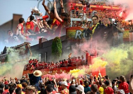 Lens célèbre avec ferveur sa victoire en Coupe de France