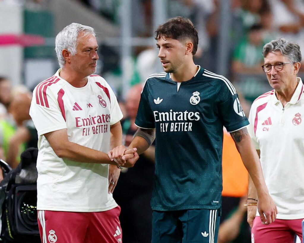 La Liga 2026-27 : Mourinho revient à Madrid pour affronter Barcelone
