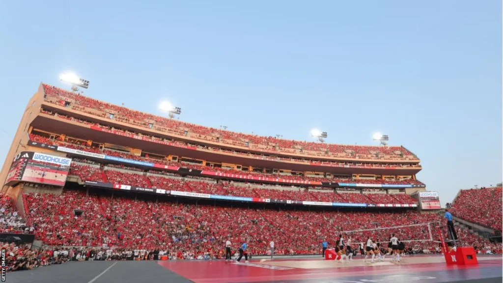 Le Nebraska bat le record d&rsquo;affluence pour un événement sportif féminin