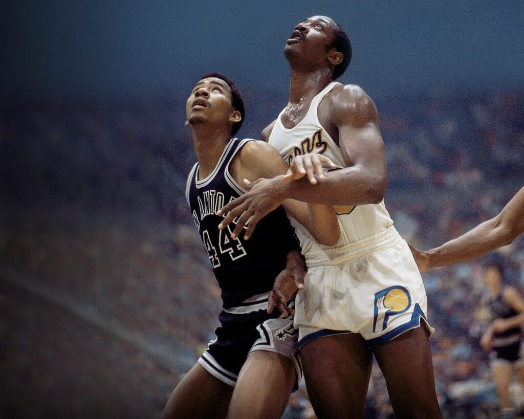 L&rsquo;impact durable de l&rsquo;ABA sur le basketball : George Gervin et Dr J
