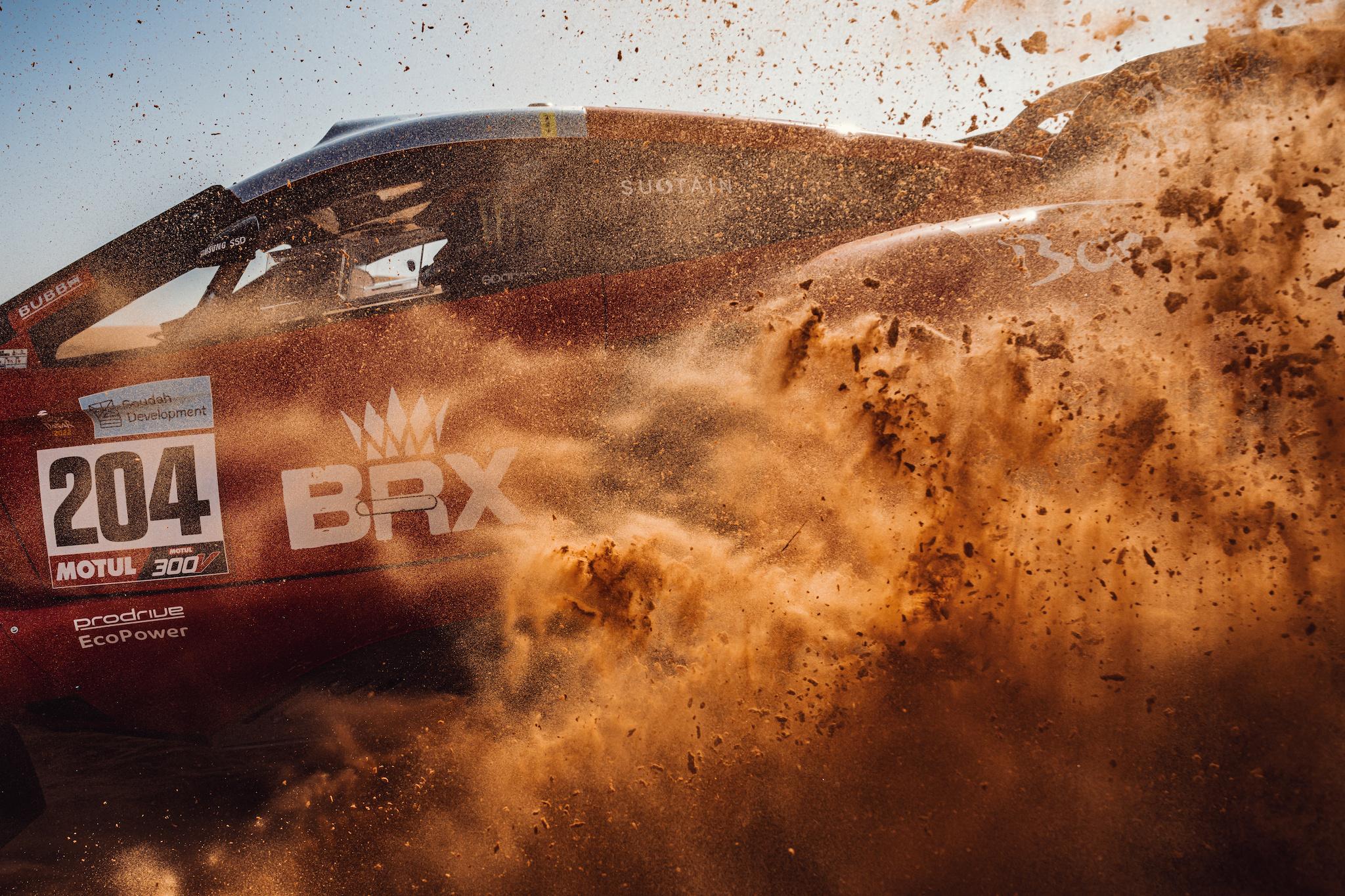 Bahrain Raid Extreme driver Nani Roma and co-driver Alex Haro Bravo drive their Prodrive Hunter on Stage 7 from Riyadh to Al Dawadimi.