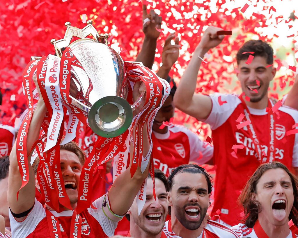 Arsenal vise à conserver son titre après une saison réussie
