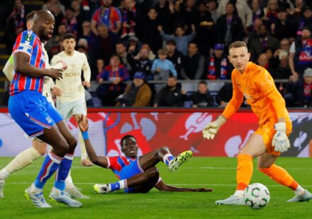 Crystal Palace s&rsquo;impose contre Shakhtar et atteint la finale de la Ligue de conférence