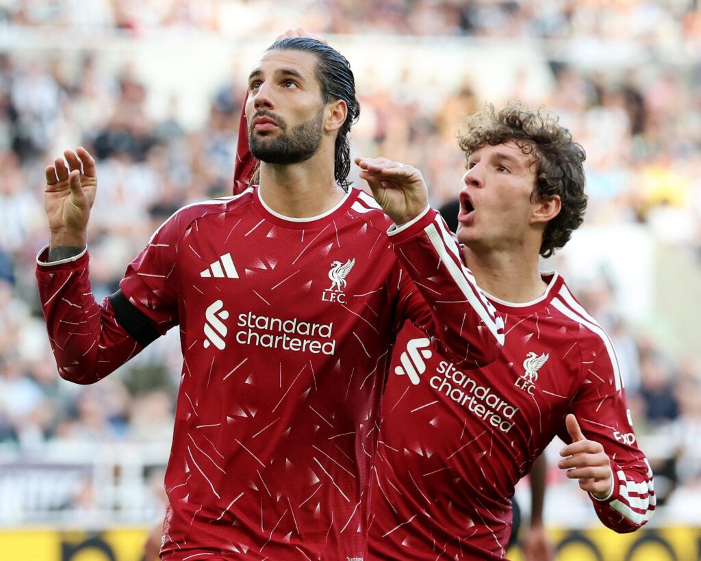 Szoboszlai égalise pour Liverpool lors d&rsquo;un match fou contre Newcastle