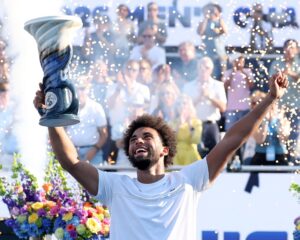 Arthur Fils remporte son premier titre en Masters après avoir battu Frances Tiafoe à Cincinnati