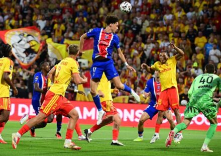 Le PSG modifie son attaque avec l&rsquo;arrivée de Torres, Godts et Akliouche