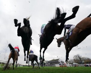 Chepstow célèbre son centenaire et l&rsquo;héritage des courses au Pays de Galles