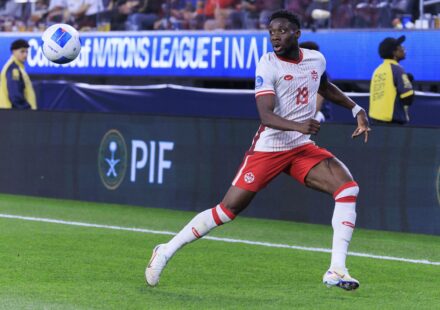 L&rsquo;agent d&rsquo;Alphonso Davies critique la fédération canadienne après sa blessure