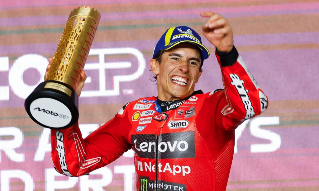 Marc Márquez s&rsquo;impose au MotoGP du Qatar après un accrochage avec son frère