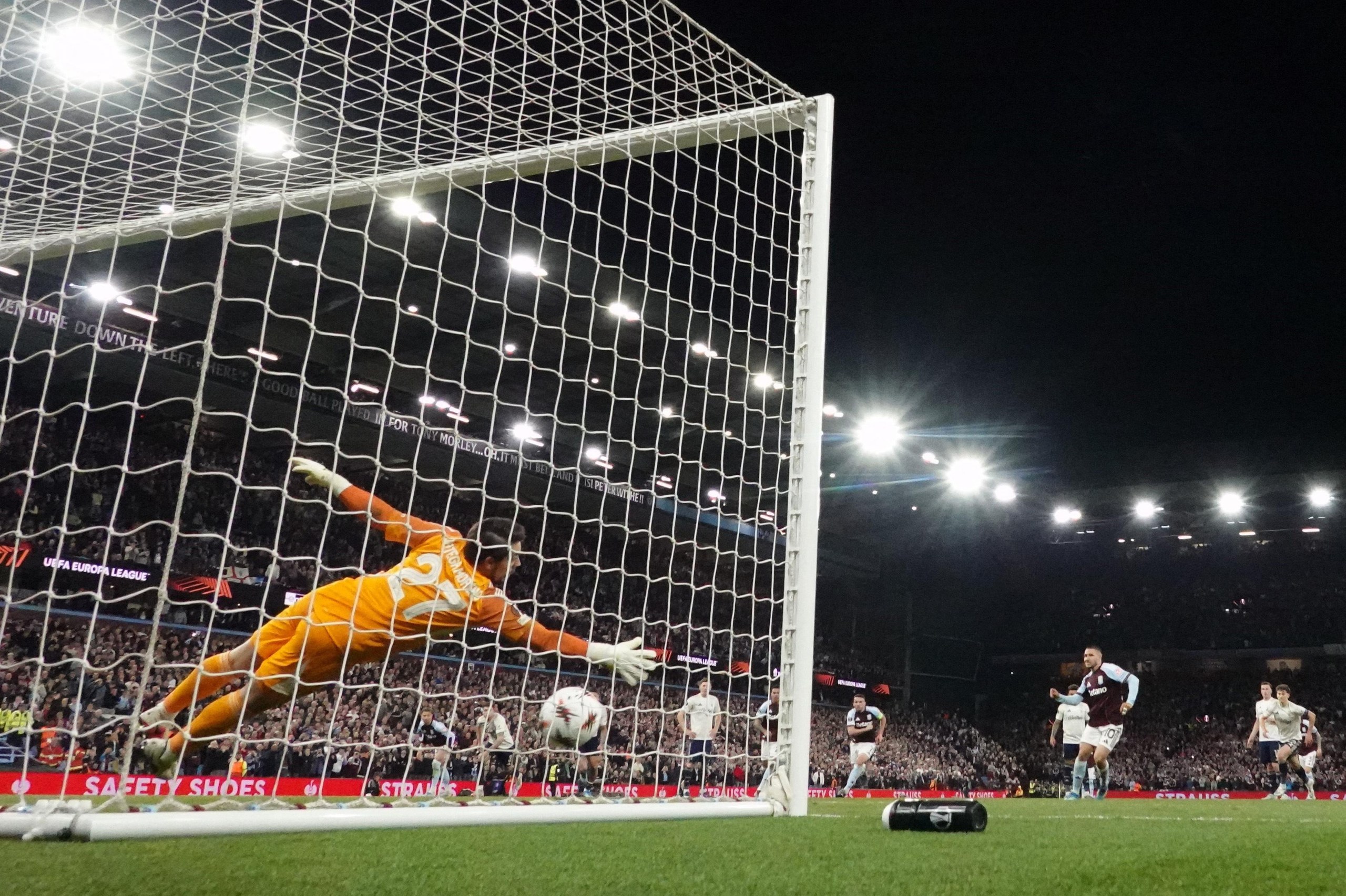 Emiliano Buendía scores from the penalty spot to double Aston Villa’s lead.