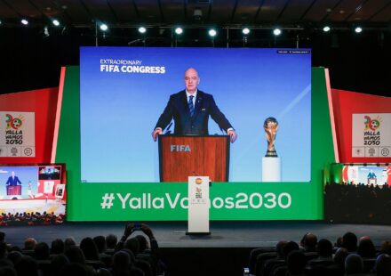 Des membres du Conseil de la FIFA contestent l&rsquo;autorité de Gianni Infantino