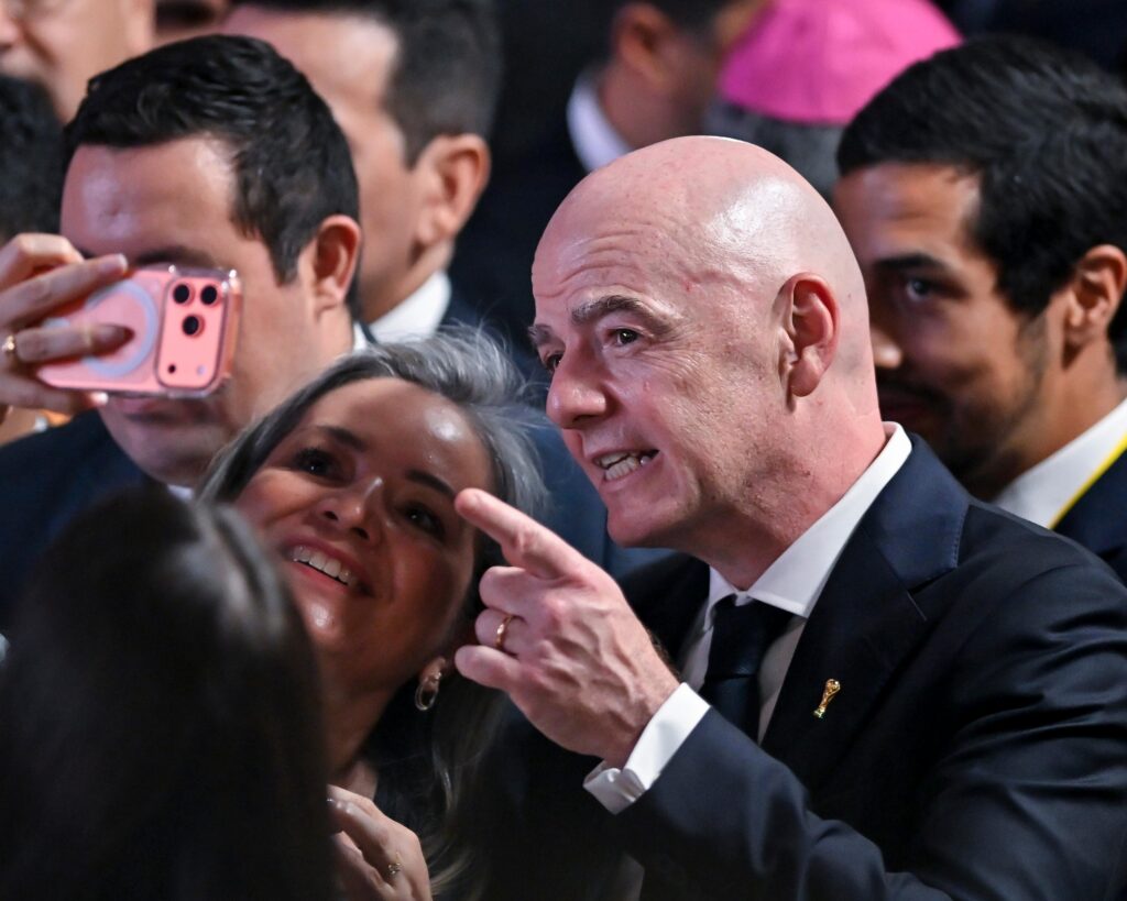 Uefa, Concacaf et AFC demandent la démission d&rsquo;Infantino et évoquent de nouvelles compétitions