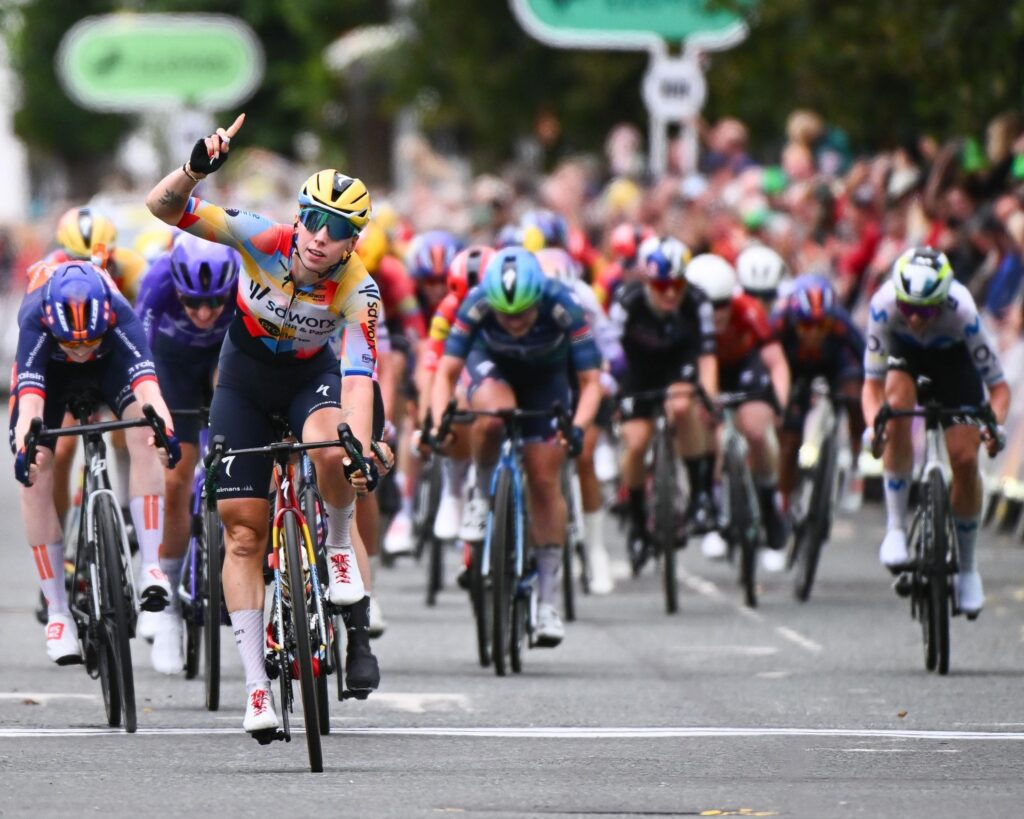 Tour de Grande-Bretagne Femmes : Lorena Wiebes remporte la première étape