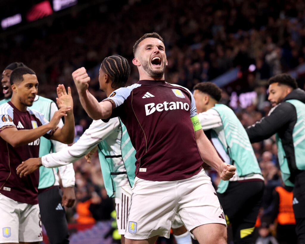 Buendía et McGinn propulsent Villa vers la finale de la Ligue Europa