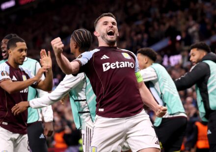 Buendía et McGinn propulsent Villa vers la finale de la Ligue Europa