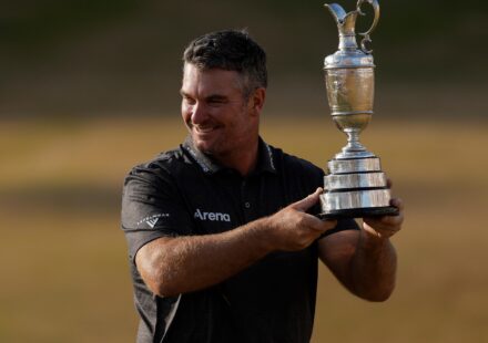 Ryan Fox remporte l&rsquo;Open tandis que les favoris s&rsquo;effondrent sous la pression