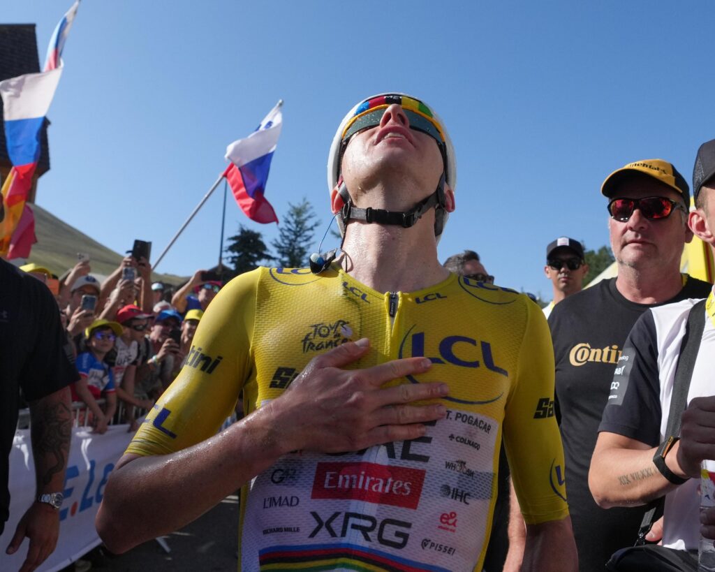 Pogacar remporte l’étape Alpe d’Huez et augmente son avance au Tour de France