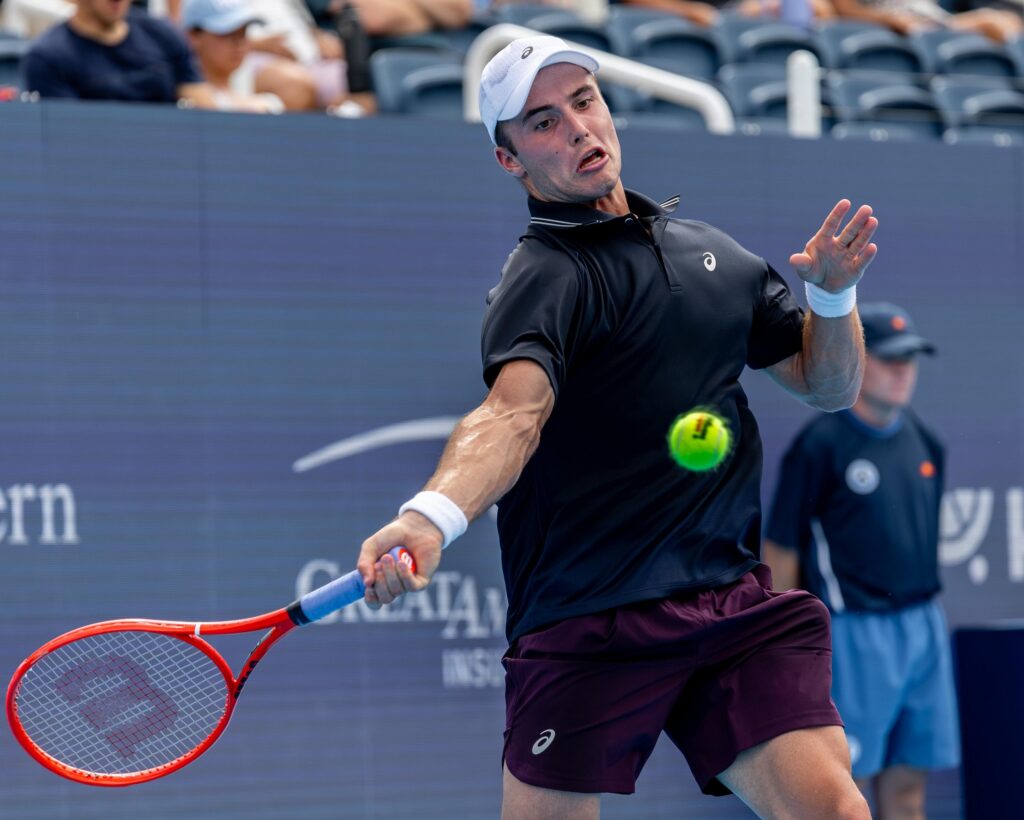 Arthur Fery s&rsquo;incline face à Alex de Minaur à Cincinnati