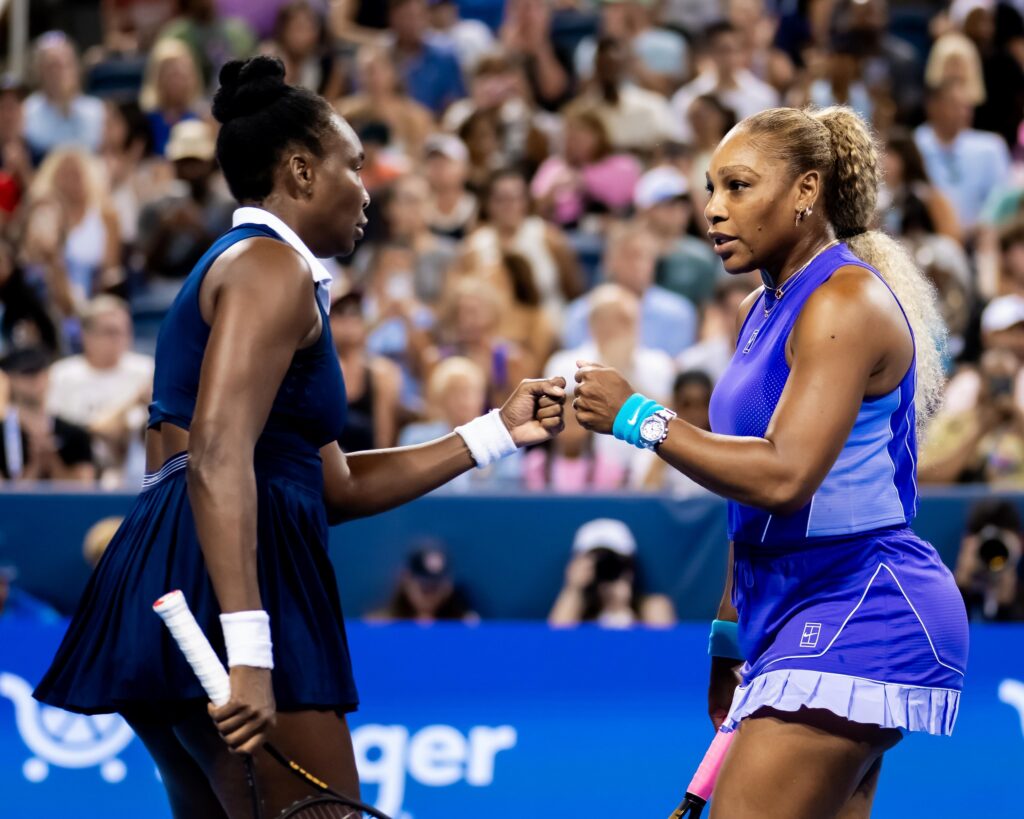 Les sœurs Williams s&rsquo;inclinent à Cincinnati lors de leur premier double depuis 2022