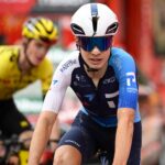 Le président de l&rsquo;UCI défend les tests de dépistage nocturnes après la controverse du Tour de France