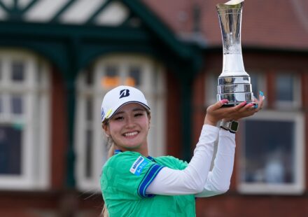 Shiho Kuwaki remporte l&rsquo;Open féminin après un coup malchanceux d&rsquo;Henseleit