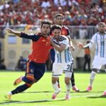Le Paris Saint-Germain recrute Ferran Torres de Barcelone pour 50 millions d&rsquo;euros