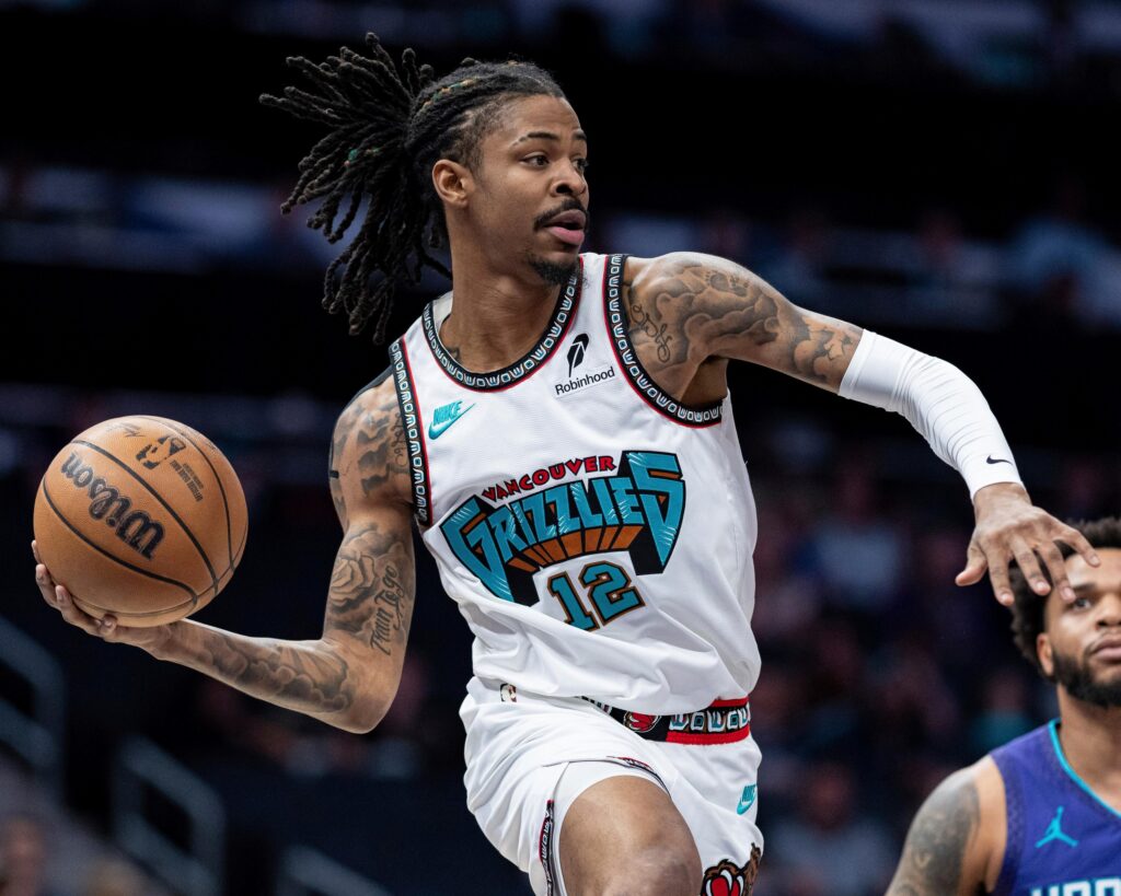 Les Grizzlies échangent Ja Morant aux Trail Blazers dans un échange majeur