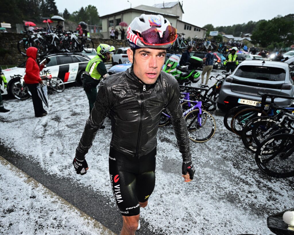 Troisième étape de la Vuelta annulée en raison d&rsquo;une tempête de grêle