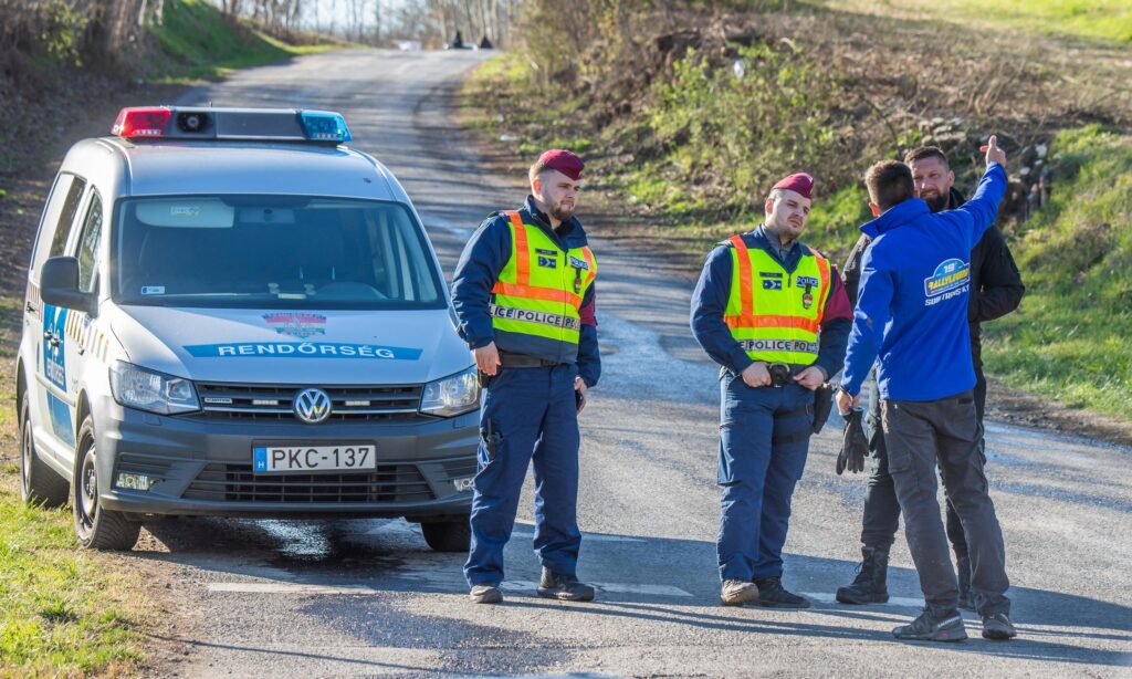 Quatre morts lors d&rsquo;un rallye en Hongrie après qu&rsquo;une voiture ait heurté des spectateurs