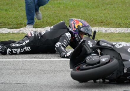 Jorge Martín suffers serious injuries in testing, jeopardizing MotoGP title defense