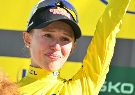 Kasia Niewiadoma wins on Mont Ventoux and takes the lead in the Tour de France Femmes