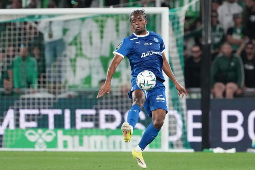 Yvann Titi prolonge de deux ans son contrat avec Troyes malgré l&rsquo;intérêt de Lille et Monaco