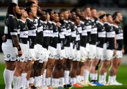 Ma’a Nonu exécute un haka en solo face aux All Blacks lors d&rsquo;un match en Afrique du Sud