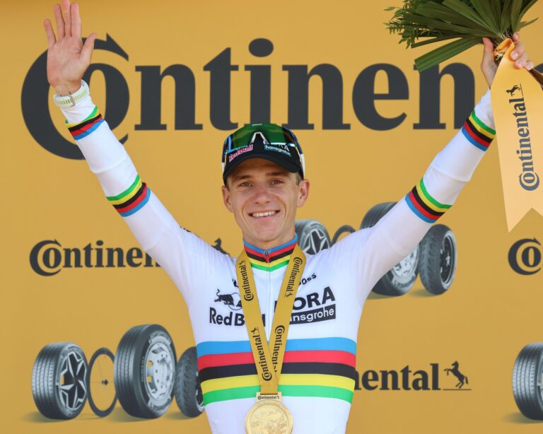 Evenepoel remporte une nouvelle victoire, Pogacar sous le feu des critiques