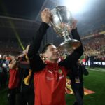 Dino Toppmöller célèbre la victoire de Lens dans le Trophée des champions