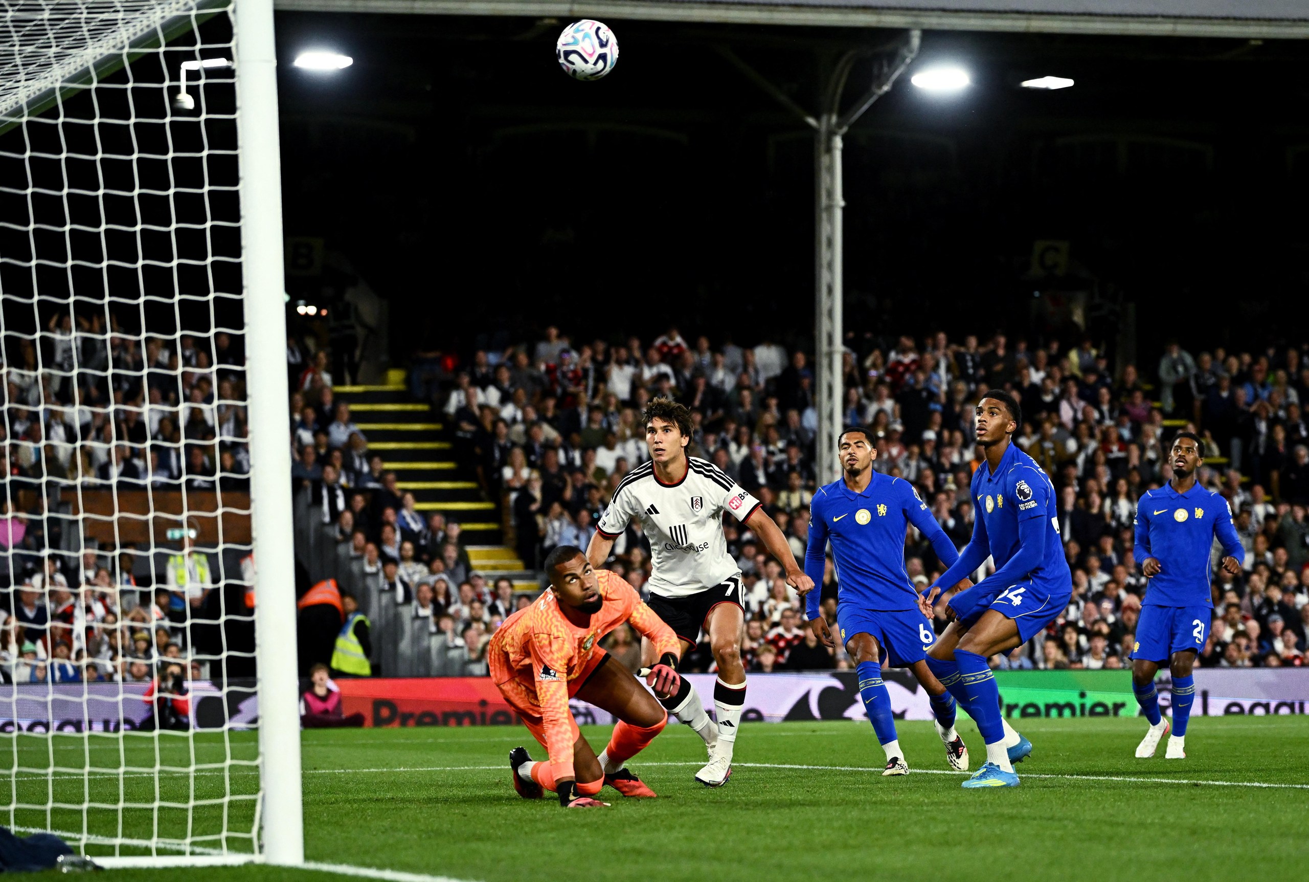 Fulham's Gonzalo Garcia scores their second goal past Chelsea's Robert Sanchez.