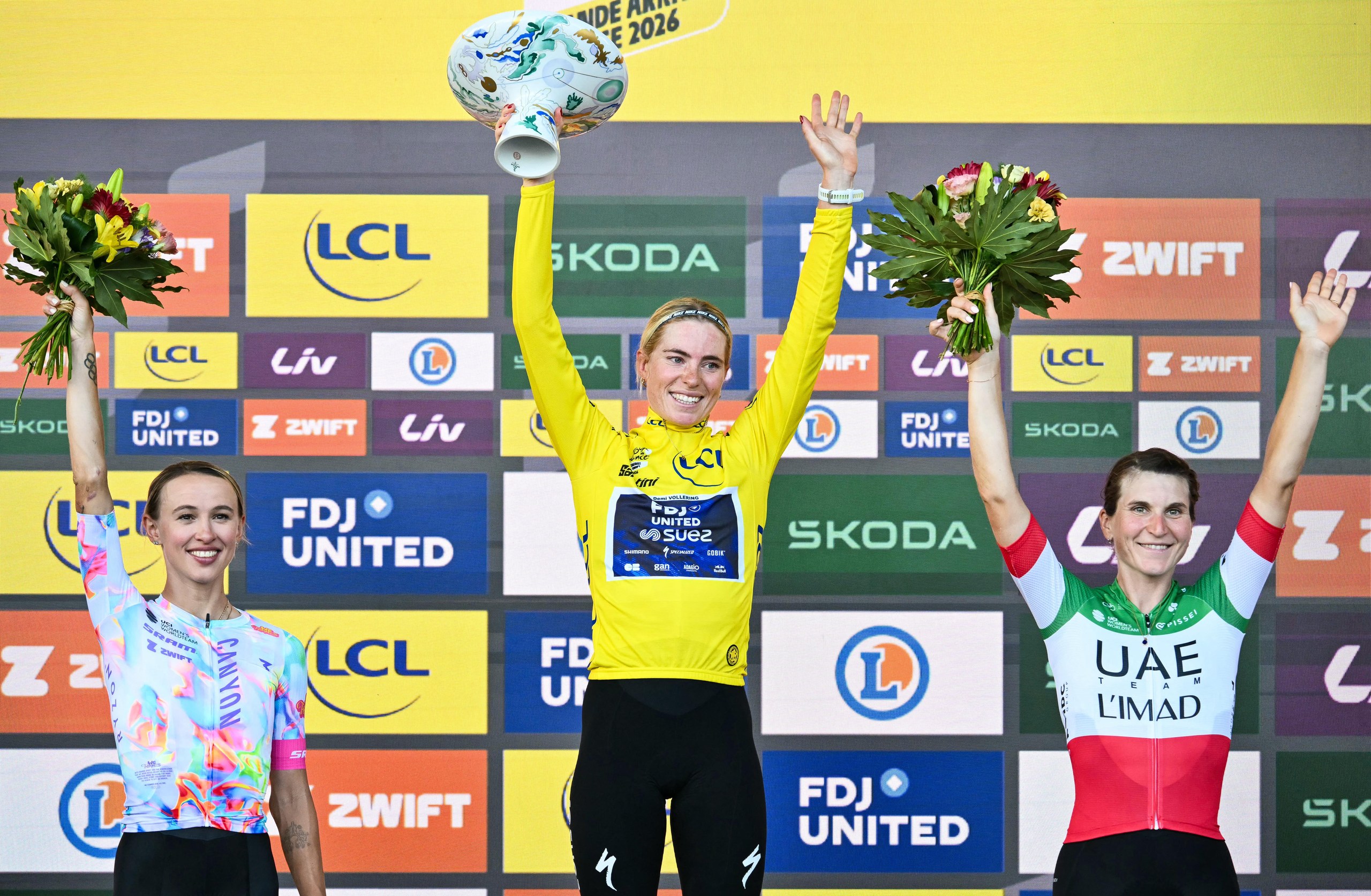 Demi Vollering (centre), Kasia Niewiadoma (left) and Elisa Longo Borghini