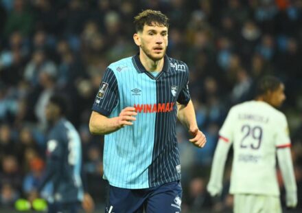 Gautier Lloris signe avec le Stade Brestois pour deux saisons