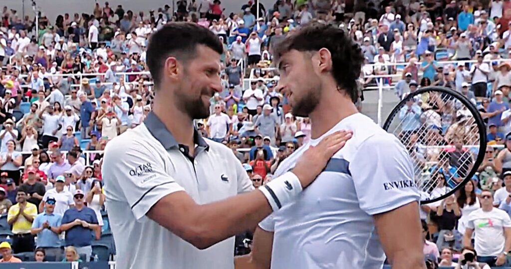 Thiago Tirante crée la surprise en battant Novak Djokovic à Cincinnati