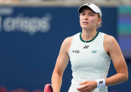 Elena Rybakina renverse Liudmila Samsonova après un départ difficile à Toronto
