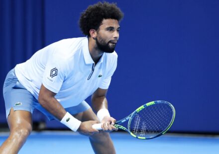 Arthur Fils surpasse Alex de Minaur et atteint les quarts de finale à Cincinnati