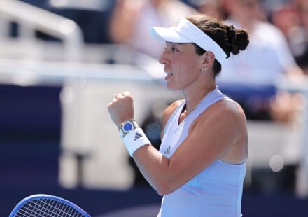 Jessica Pegula renverse Swiatek et atteint la finale de Cincinnati